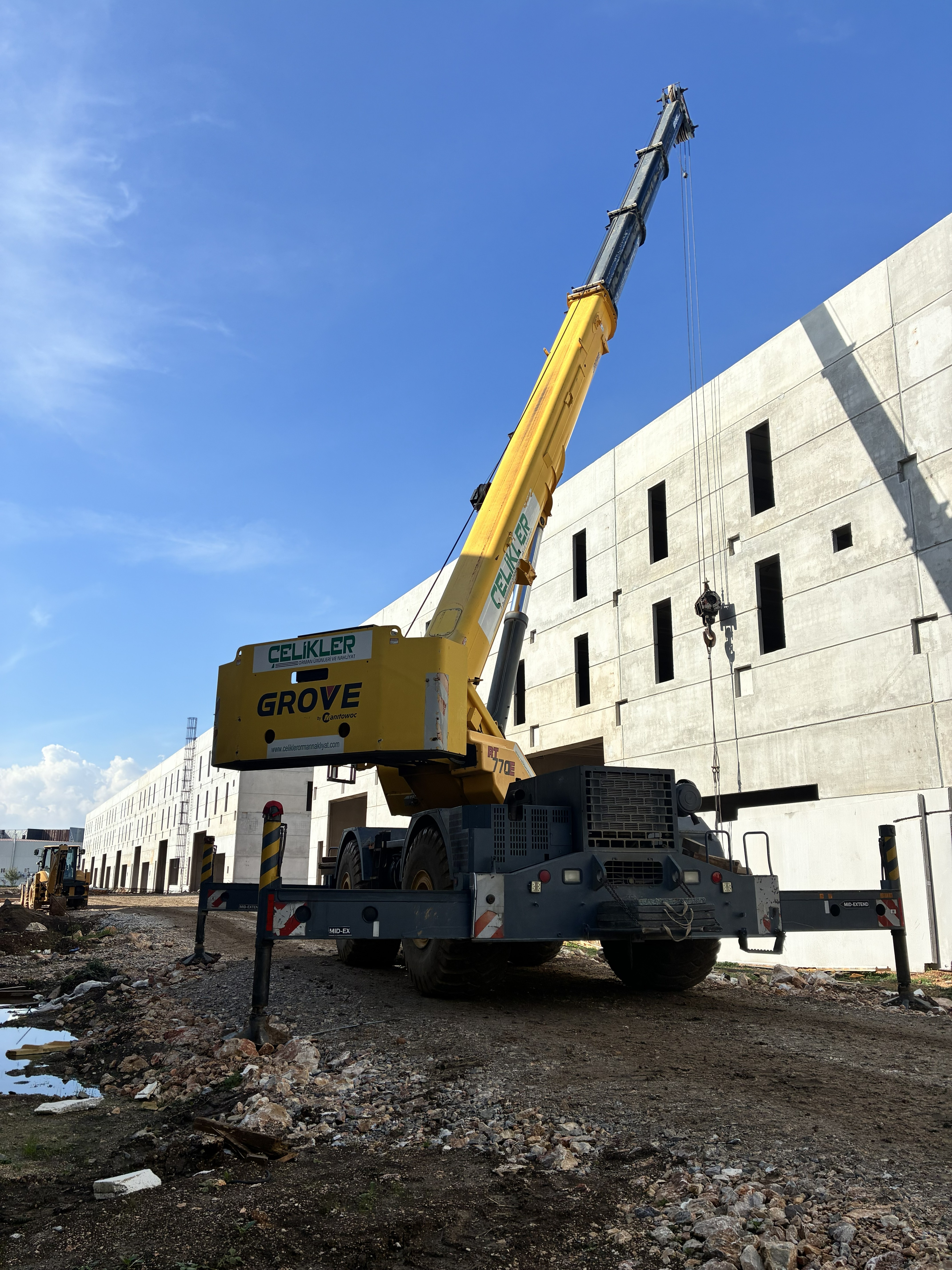 KISIKKÖY GÜNEY LOJİSTİK ZEMİN BETONU İŞLERİ — MENDERES, İzmir