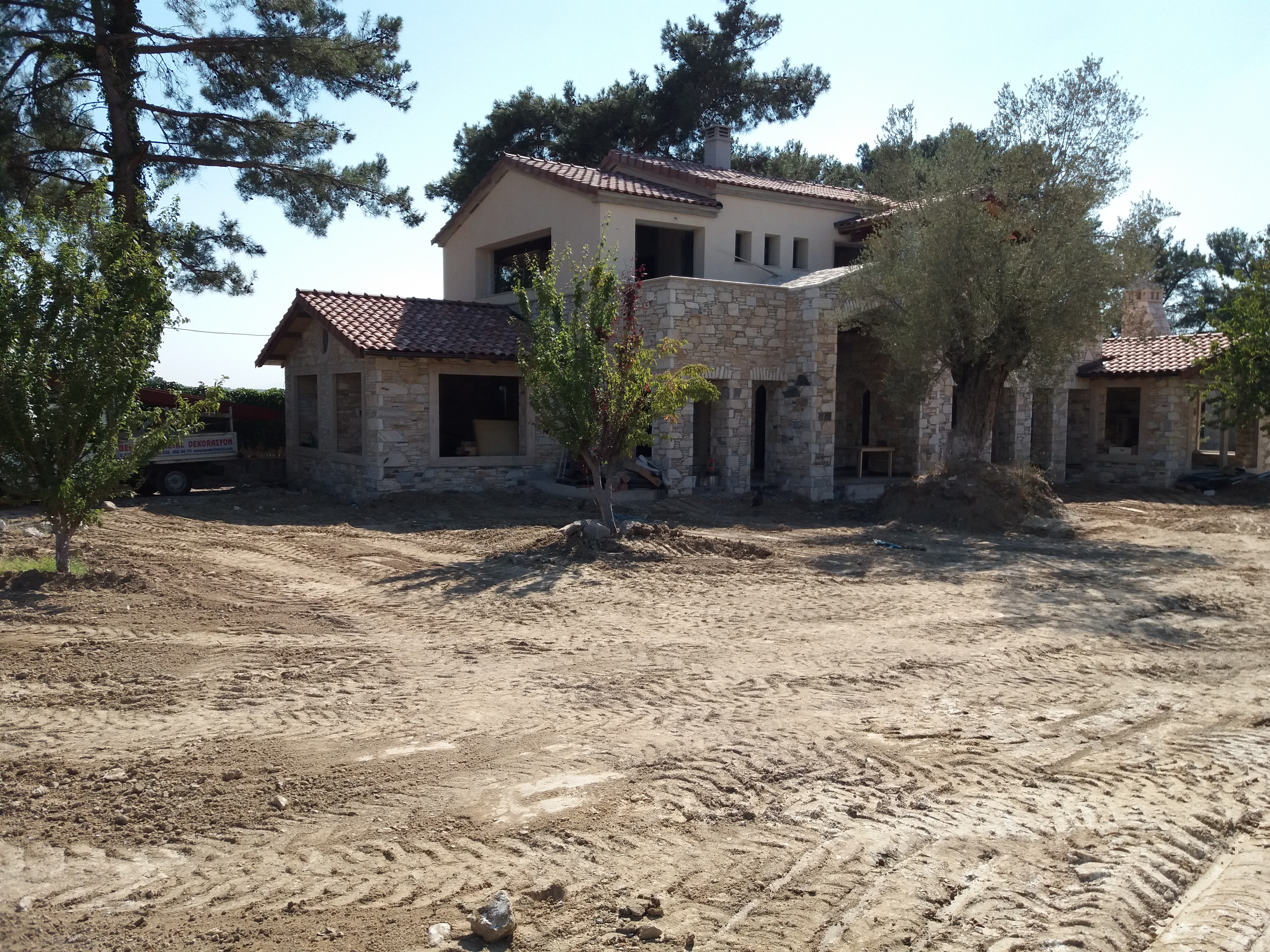 YAKAKÖY TAŞ VİLLA YAPIM İŞLERİ — Bornova, İzmir